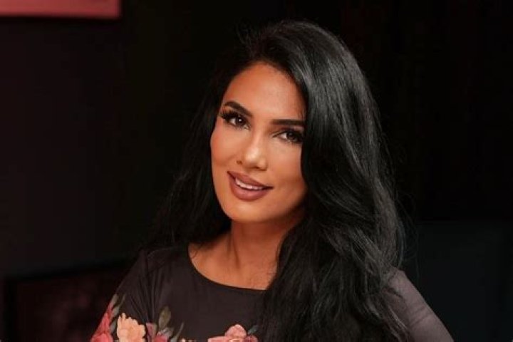 Sadia Khan: A Journey of Resilience, Talent, and Inspiration