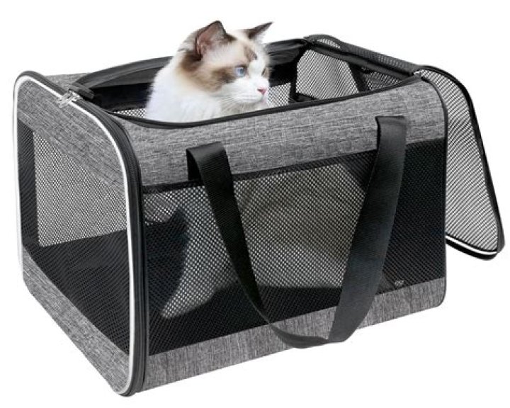 Ultimate Guide to Soft Cat Carriers: Comfort, Safety, and Convenience