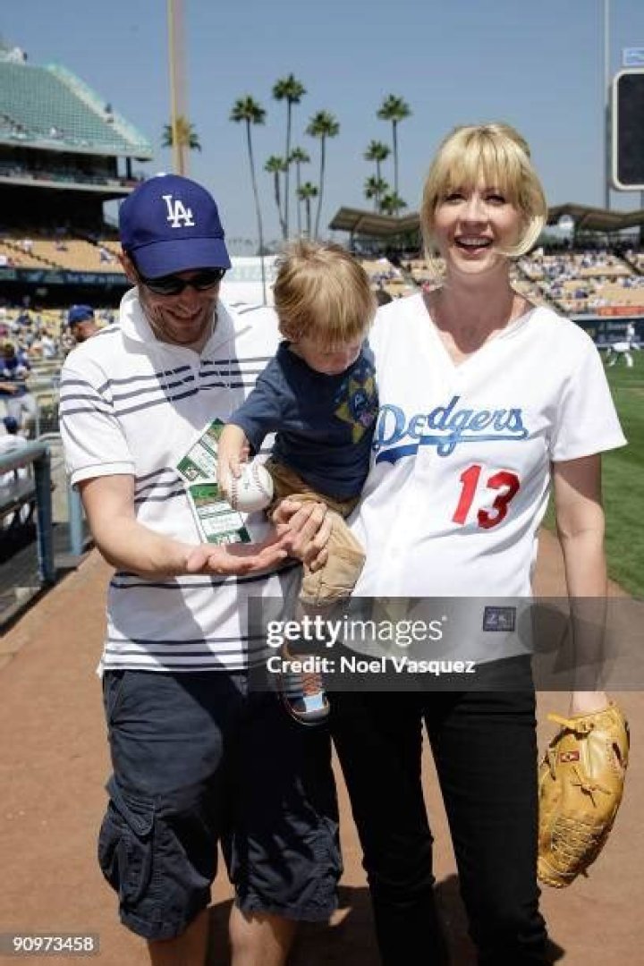 Unveiling the Story of Elias Elfman: A Journey Through Talent and Legacy