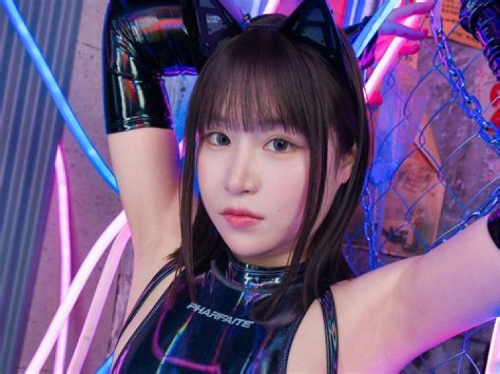 Tachinana Mary: The Rising Star in the Spotlight