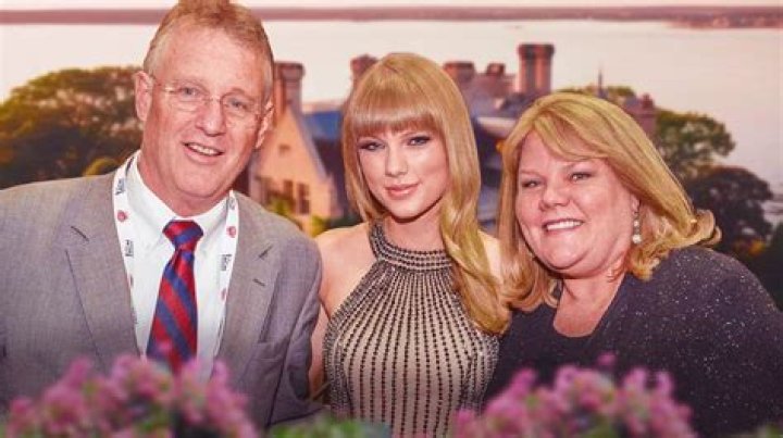 Taylor Swift's Family: The Influence of Her Parents