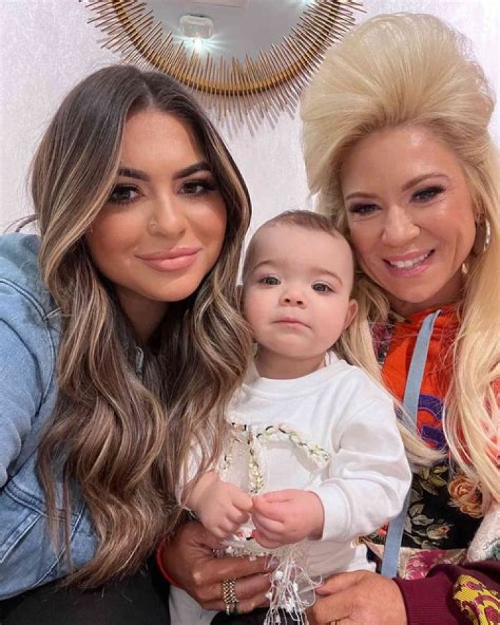 Theresa Caputo Daughter Twins: A Comprehensive Look into Their Lives