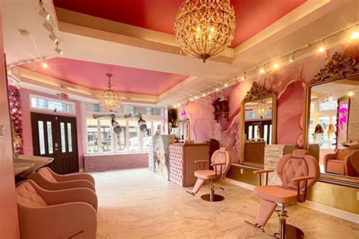 Discover the Top Salons in Los Angeles, CA for Your Next Glamorous Makeover