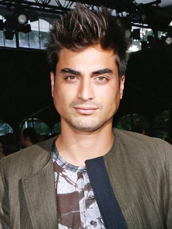 Best Tuki Brando Deals & Reviews