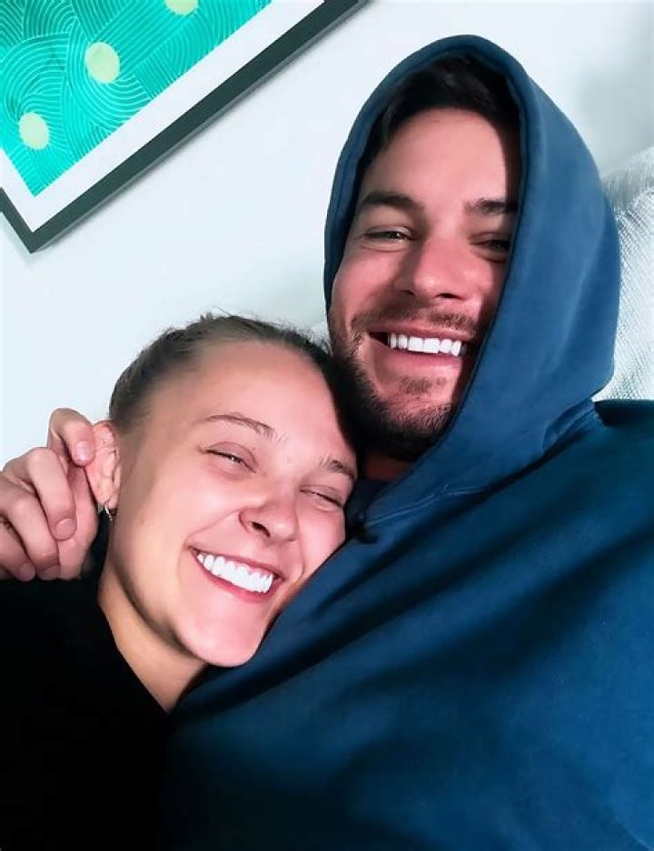 What Age is Chris Norman? A Comprehensive Look at His Life, Career, and Legacy