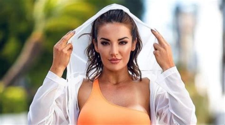 Whitney Johns NSFW: Exploring the Rise, Impact, and Controversies