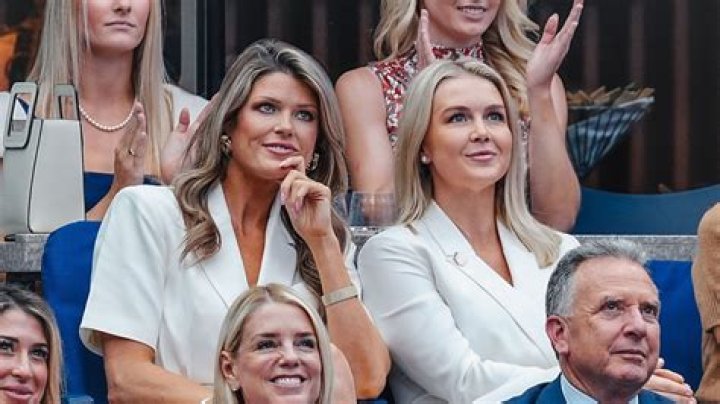 Who Is Lindsay Lee: A Comprehensive Guide to Her Life, Achievements, and Legacy