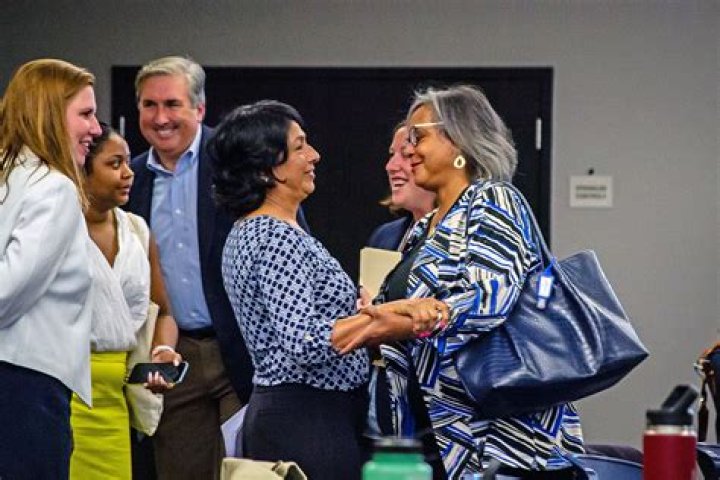 Who Was Lisa Robin Kelly's Husband? A Comprehensive Exploration