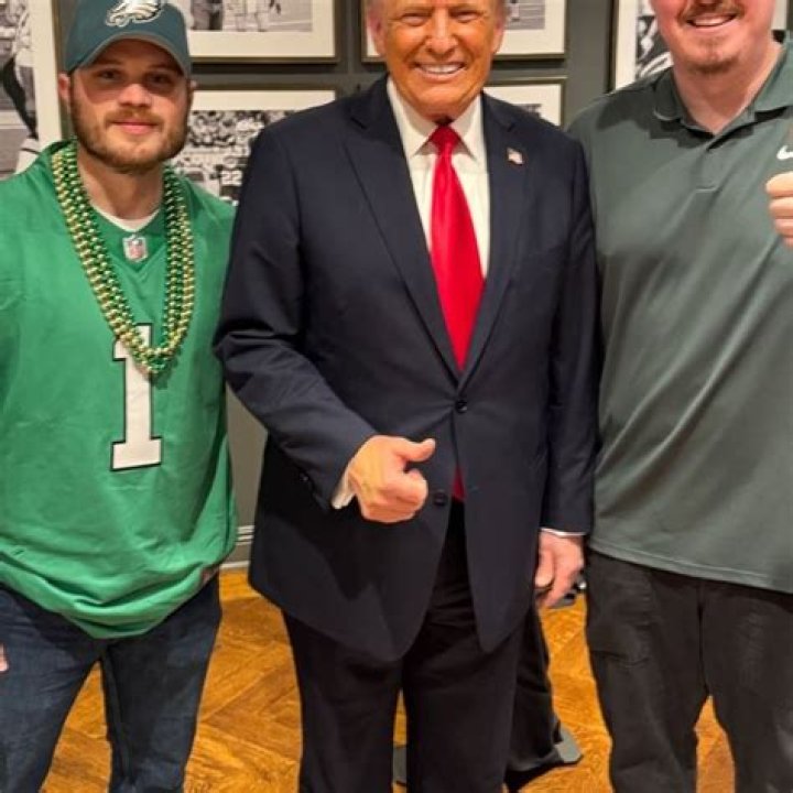 Zach Bryan Trump: What's the Connection?